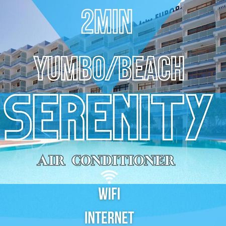 Serenity Yumbo: Beachside Apartment with Free Wi-Fi and Concierge Playa del Ingles  Exterior photo
