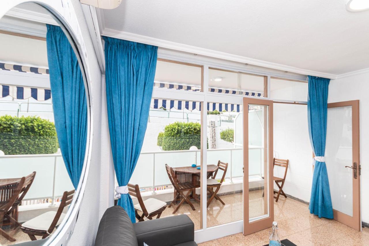 Serenity Yumbo: Beachside Apartment with Free Wi-Fi and Concierge Playa del Ingles  Exterior photo